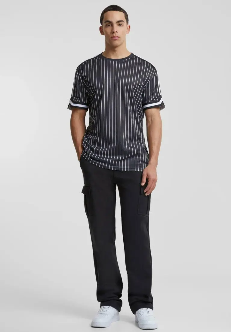 F:\Ready One Ind\Hostinger\Ready One Website\Products\Men\T-Shirts\Men's Oversized Striped Baseball Fashion T-Shirt - Custom Designs RO-1035-25
