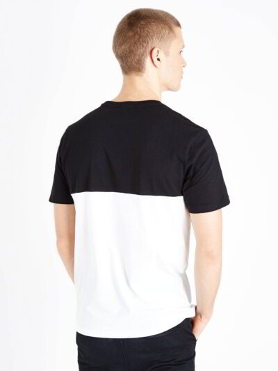 Navy blue retail t-shirt. Soft, smooth cotton fabric. Clean, reinforced stitching. Classic crew neck. Perfect blank canvas fo