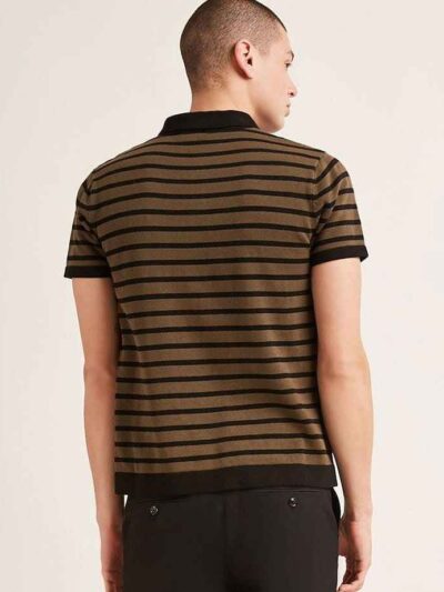Close-up: premium polo shirts in soft, breathable fabric. Fine stitching, subtly textured. Ideal corporate apparel in various