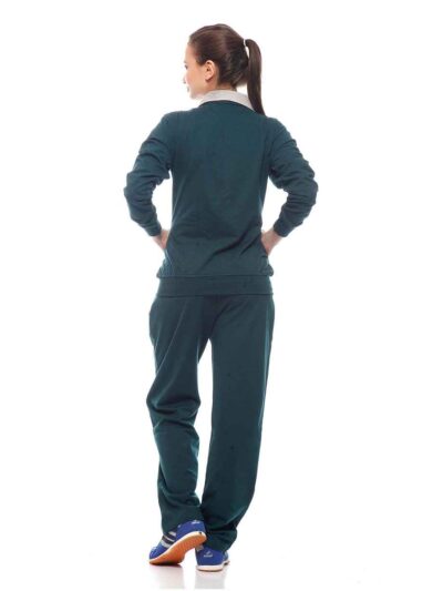 Women's tracksuit: vibrant two-tone design. Soft, slightly shiny fabric, precise stitching. Casual chic style with a relaxed