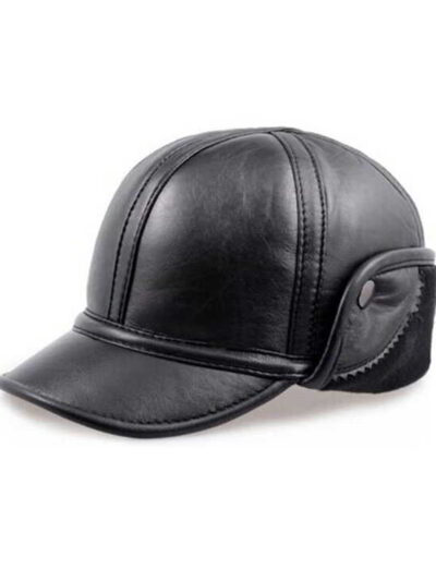 Leather driving cap with plush fleece lining. Warm winter hat, flat style, ear flaps. Fine stitching detail visible on smooth