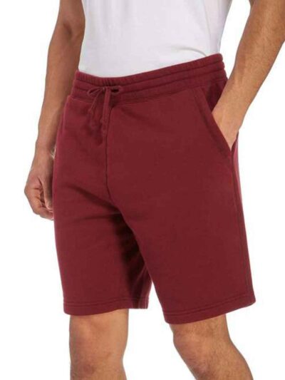 Durable cotton training shorts; close-up reveals robust stitching, soft fabric texture. Ideal workwear in neutral tones. - Vi
