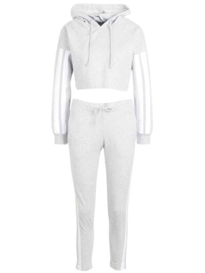 Petite crop hoody tracksuit with sporty side stripe. Soft-knit feel. Joggers with elastic waist. Heathered fabric effect. - V