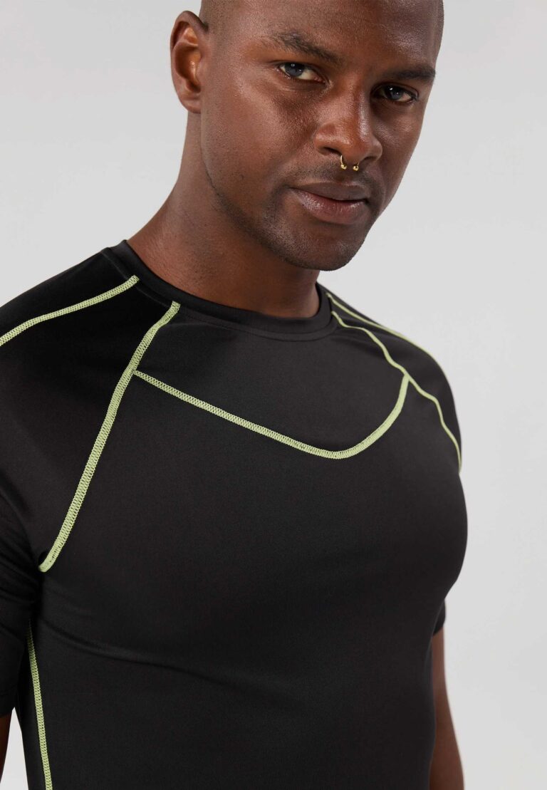 Men's gym workout set: T-shirt and shorts. Moisture-wicking knit fabric, athletic fit, reinforced stitching. Great for active