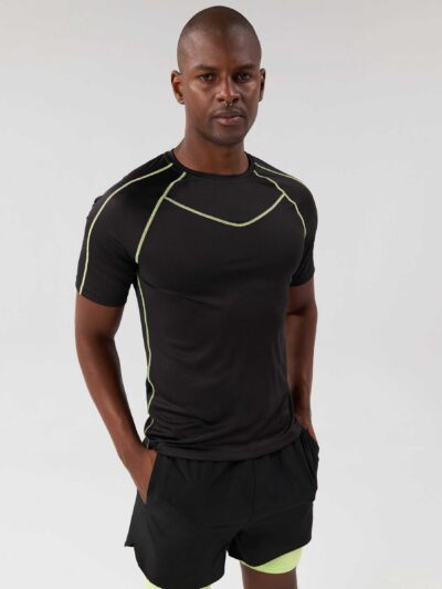 Men's gym workout set: T-shirt and shorts. Moisture-wicking knit fabric, athletic fit, reinforced stitching. Great for active