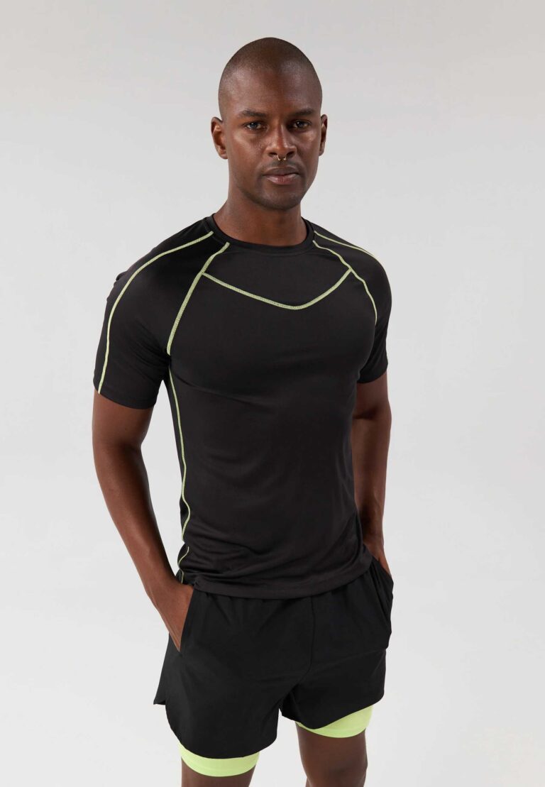 Men's gym workout set: T-shirt and shorts. Moisture-wicking knit fabric, athletic fit, reinforced stitching. Great for active