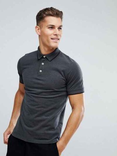 Close-up polo shirt. High-quality knit fabric, detailed embroidery. Navy blue & white, textured look. Short-sleeved, premium