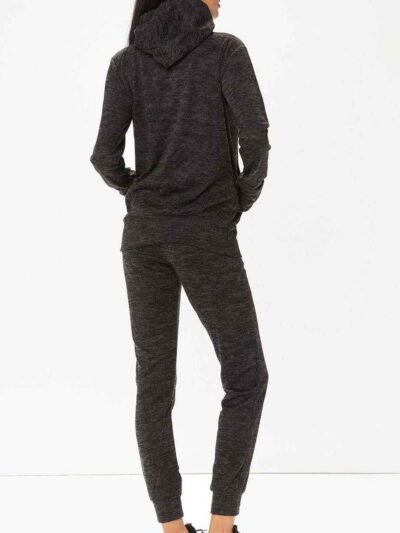 Charcoal grey fleece loungewear tracksuit for women. Cozy set with soft, plush texture and subtle stitching details. Relaxed