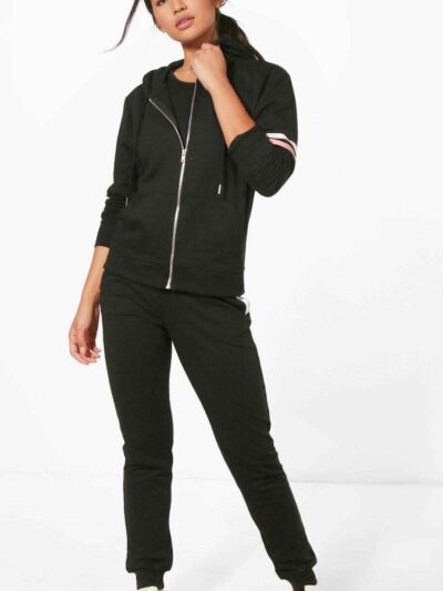 Women's sporty two-piece tracksuit. Stretchy, form-fitting polyester-spandex blend. Visible fine stitching details. Teal and